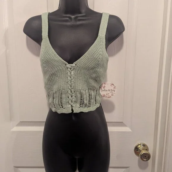 NWT Jolie & Joy sage green knit crop top - S - Picture 4 of 5